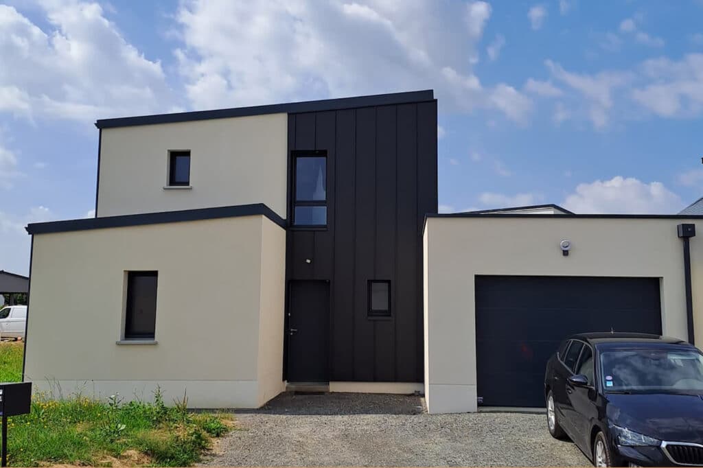 maison-construction-saint-martin-des-champs-manches-voiture-jardin_01