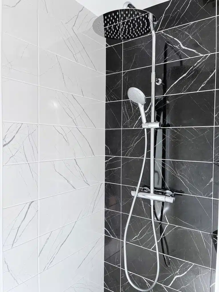 maison-plain-pied-bretagne-interieur-salle-de-bain-maisons-passiva_01